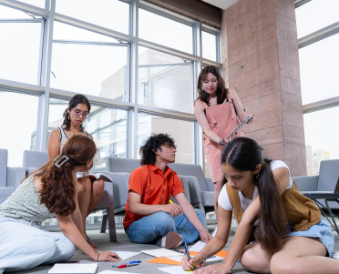 Formación Académica PUCP en Comunicación para el Desarrollo