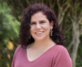 La profesora PUCP Layla Hirsh participa en uno de los papers más citados a nivel mundial en Bioinformática