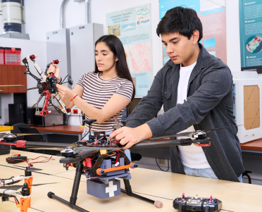 Formación Académica PUCP en Ingeniería Electrónica